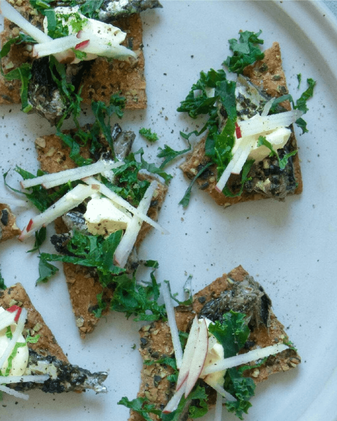 Sprotten, mild gewürzt mit Piment und Nelken, 100g